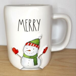🆕️ Rae Dunn Merry Snowman Mug